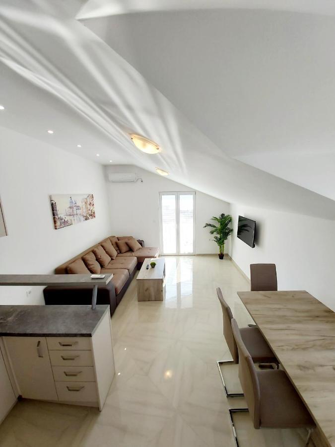 Viktor Apartment Herceg Novi Exterior foto